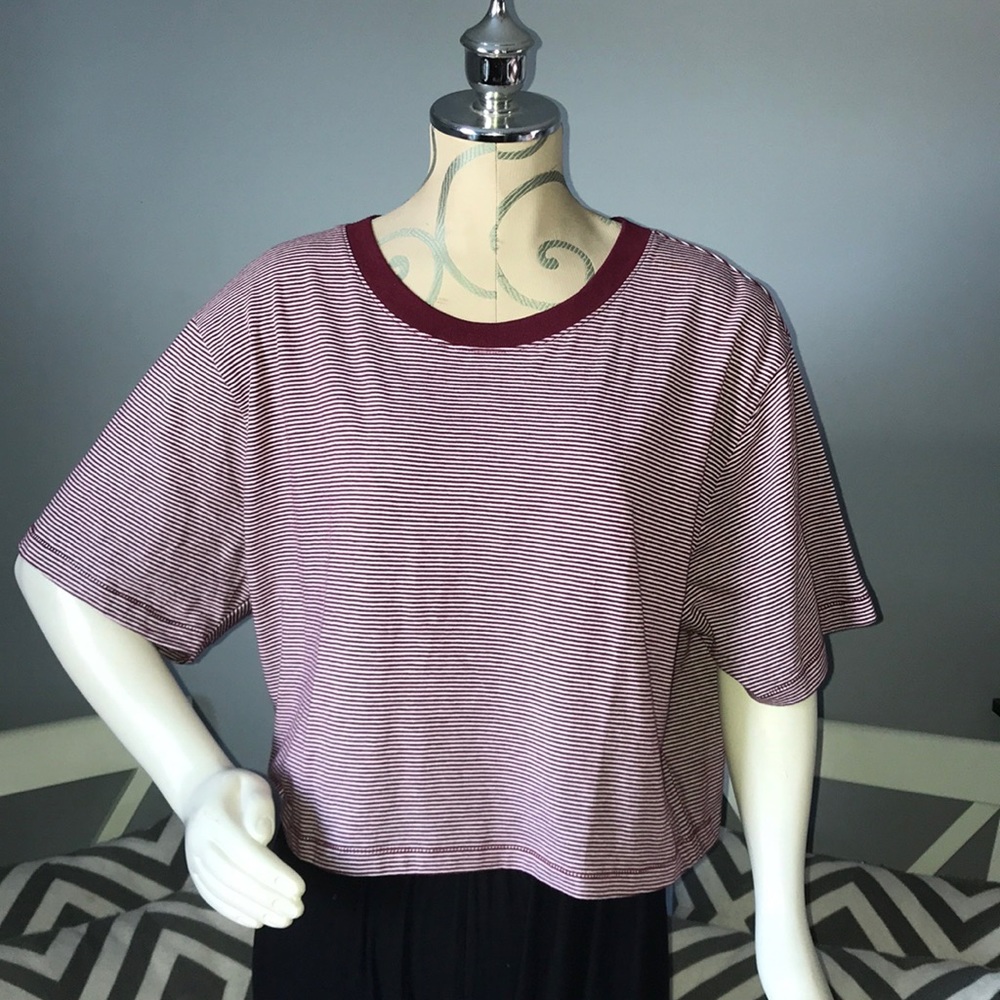 Aeropostale crop top red white strips size XL nwot